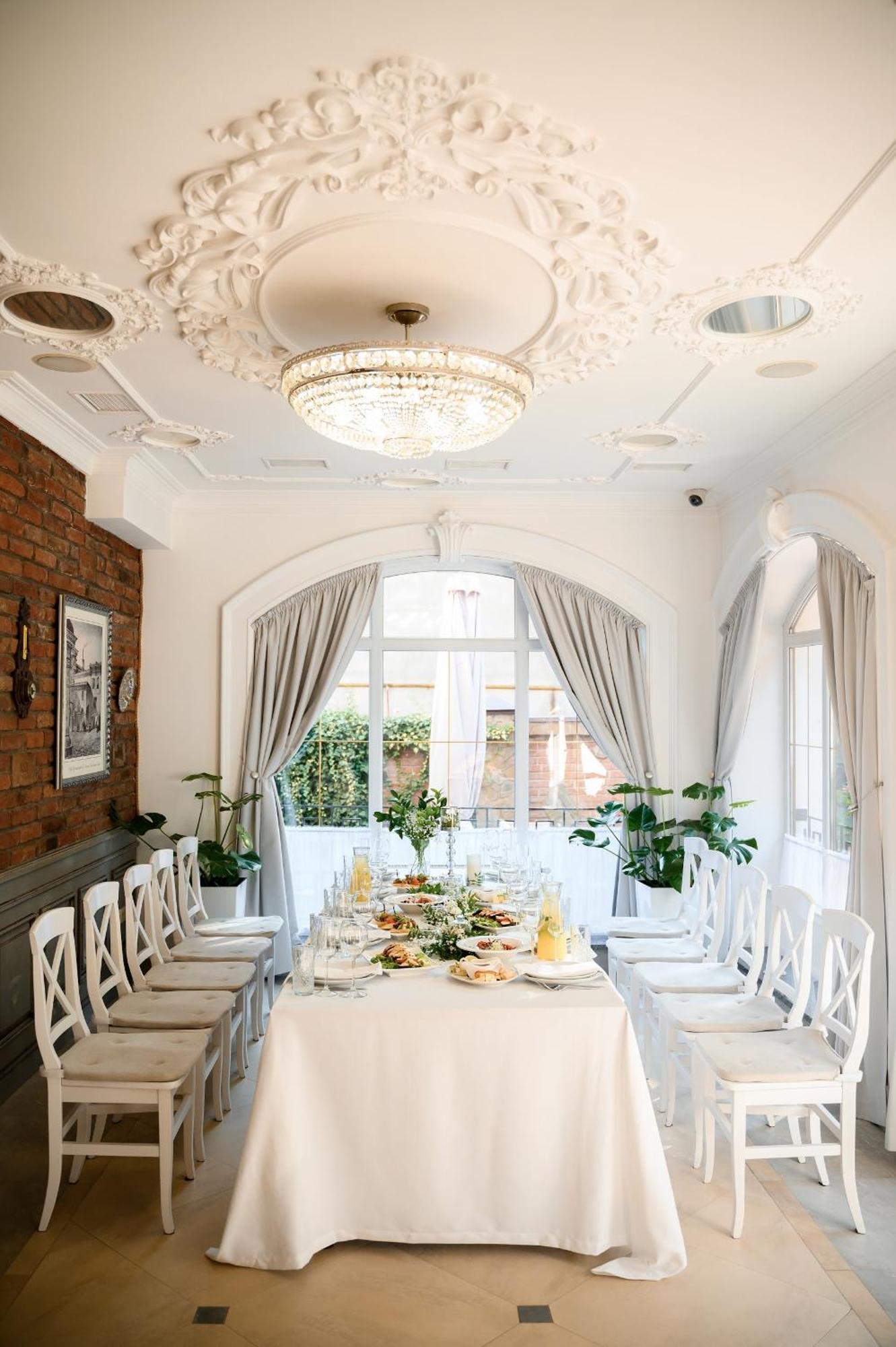 Nota Bene Hotel & Restaurant Lviv Ngoại thất bức ảnh